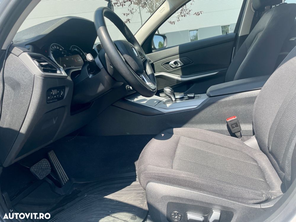 BMW Seria 3 320d Aut. xDrive - 9