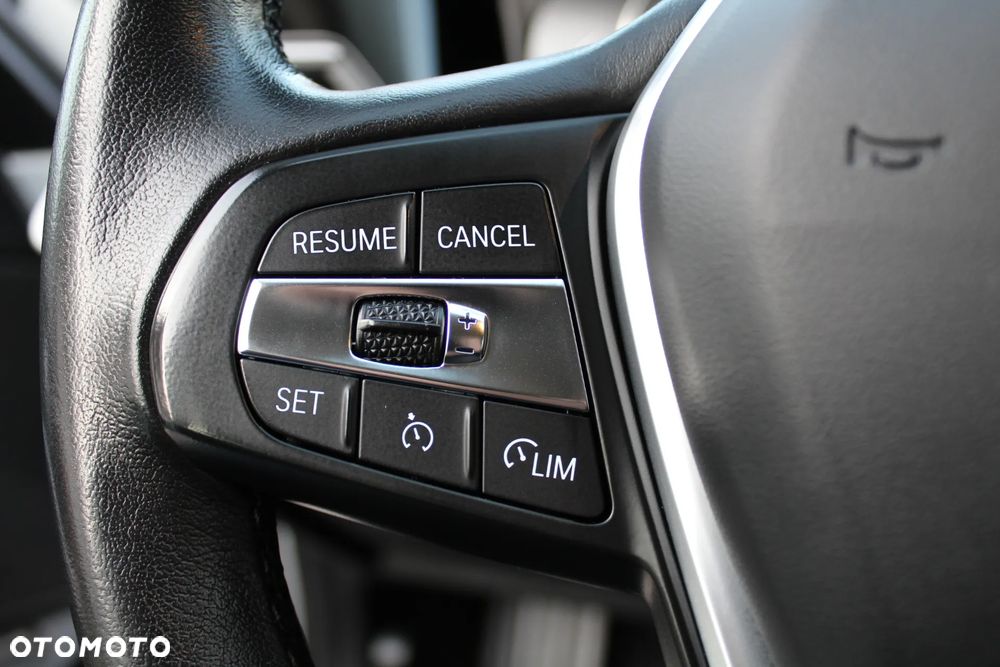 BMW Seria 3 318i Advantage sport - 23