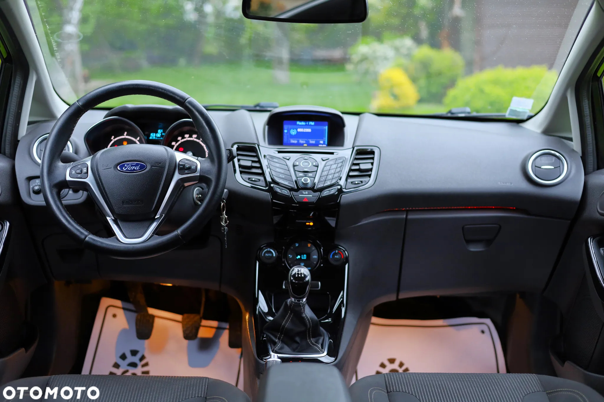 Ford Fiesta 1.5 TDCi Ambiente - 18