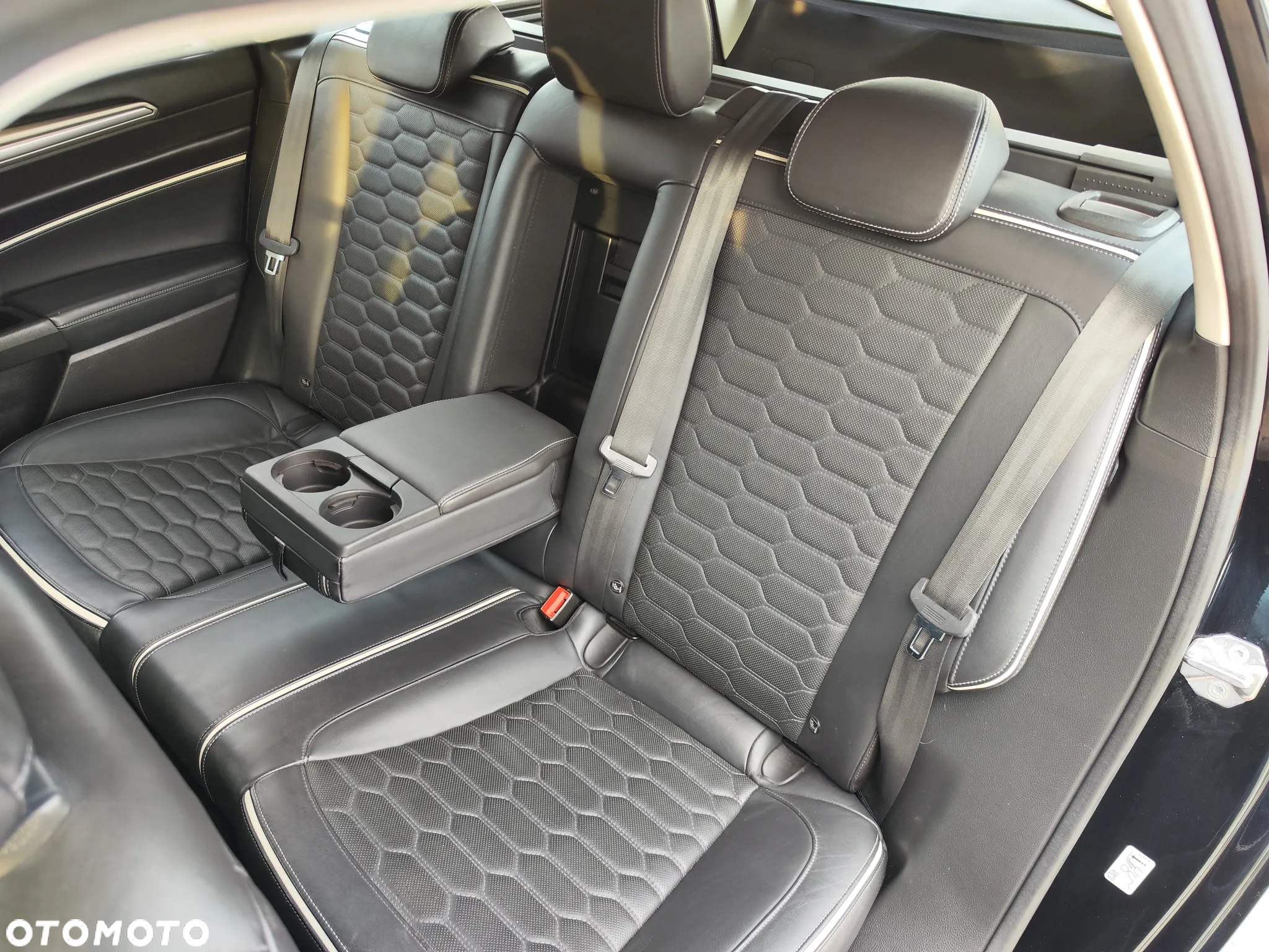 Ford Mondeo Vignale 2.0 TDCi - 22