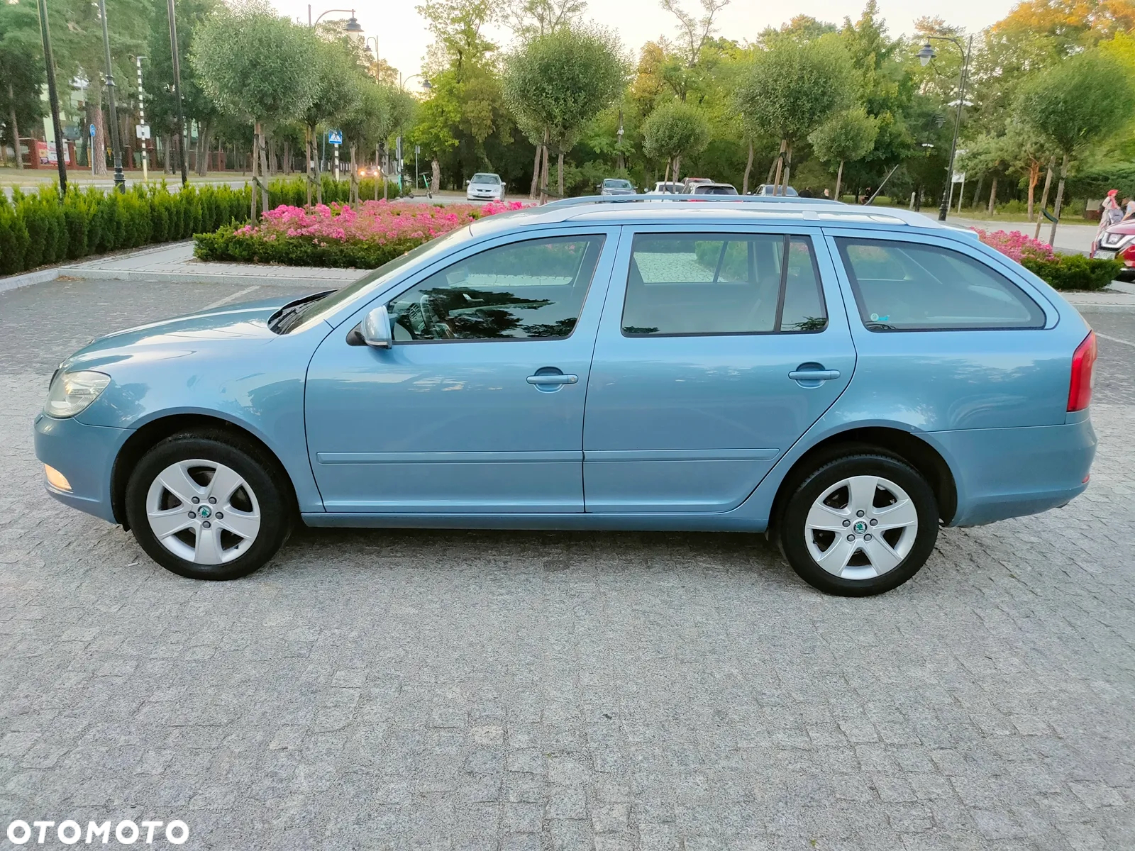Skoda Octavia 2.0 TDI DPF 4x4 Elegance - 10