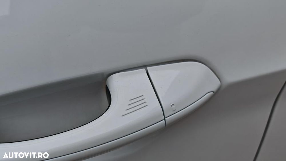 Ford S-Max 2.0 EcoBlue ST-Line - 31