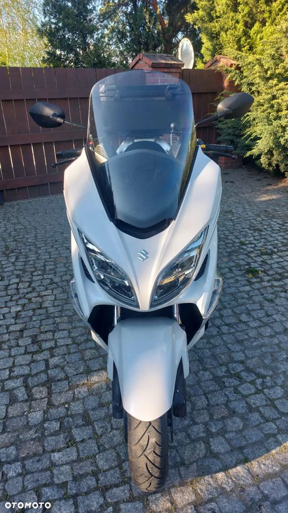 Suzuki Burgman - 3