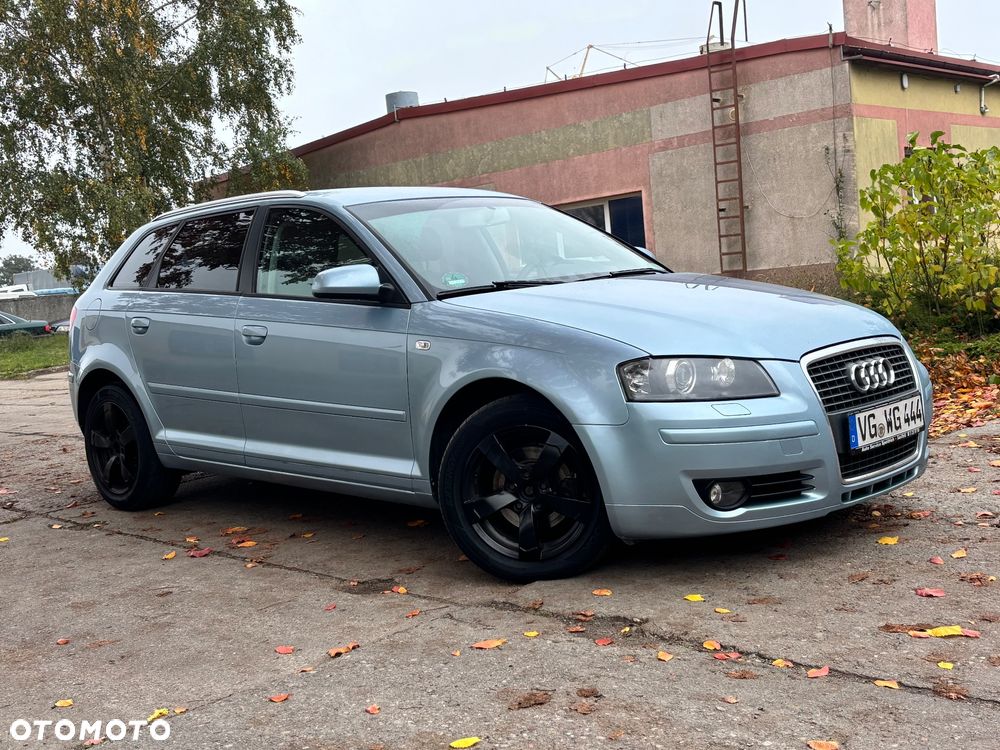 Audi A3 Sportback 1.6 FSI Attraction - 30