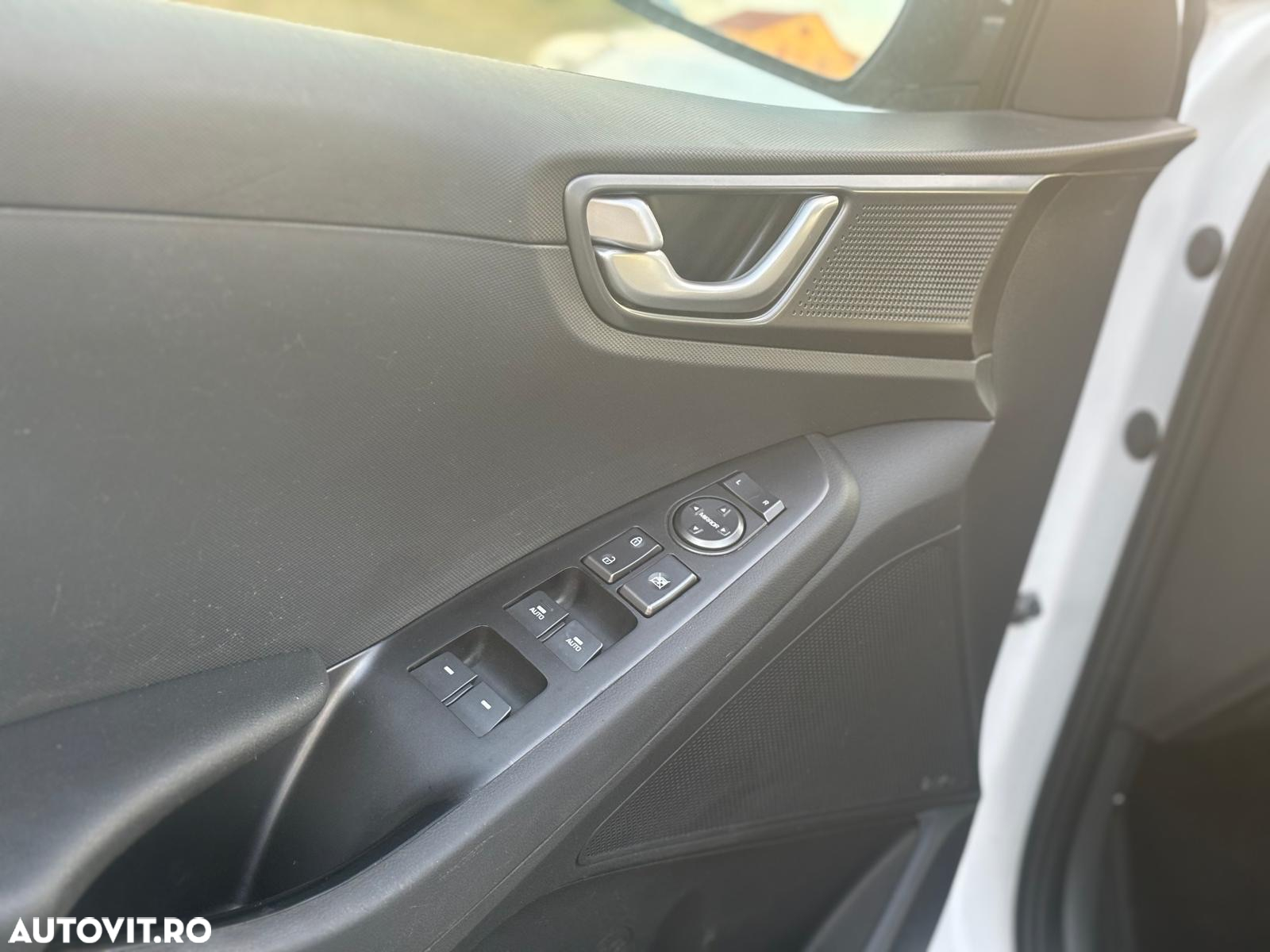 Hyundai IONIQ Hybrid 141CP Exclusive - 21