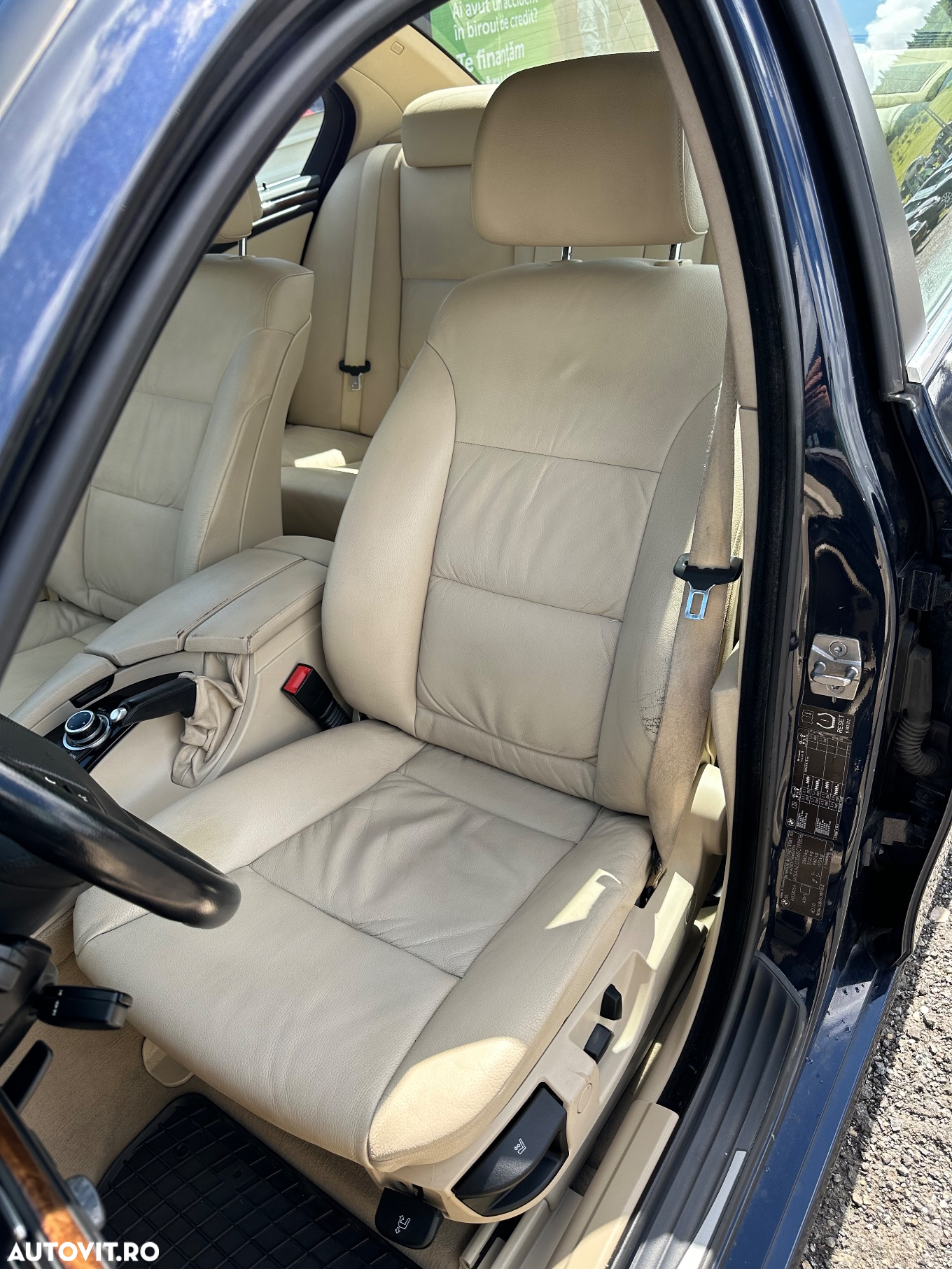 BMW Seria 5 523i Edition Sport - 10