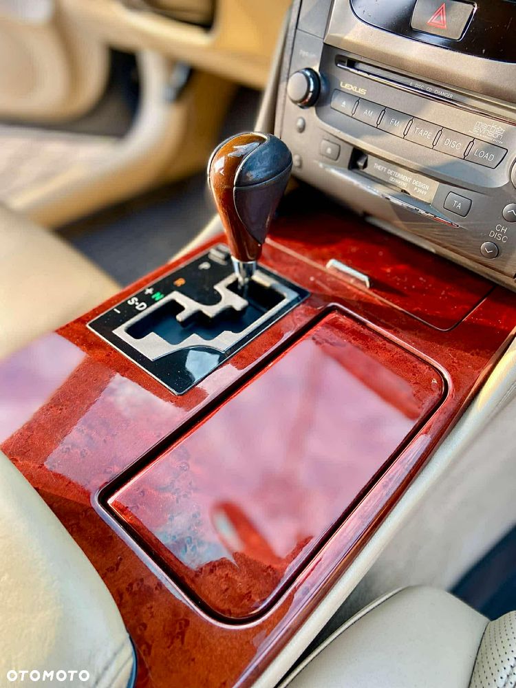 Lexus GS 300 Prestige - 24