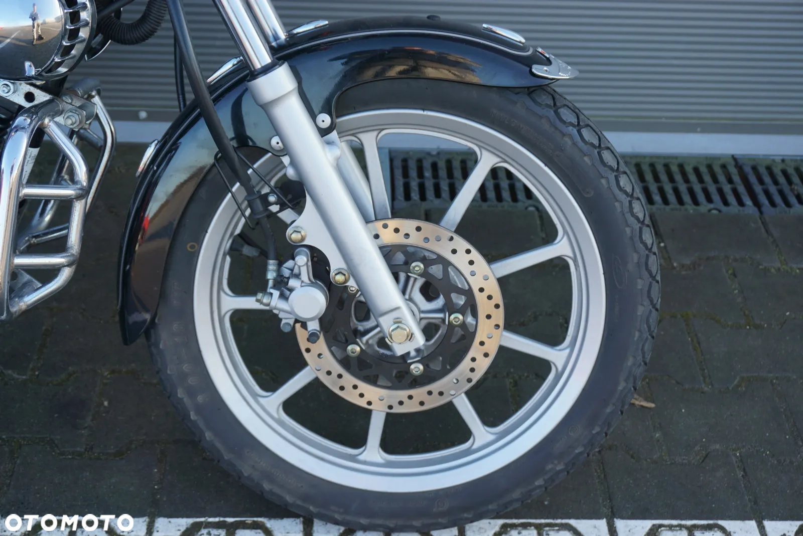Yamaha YBR - 8