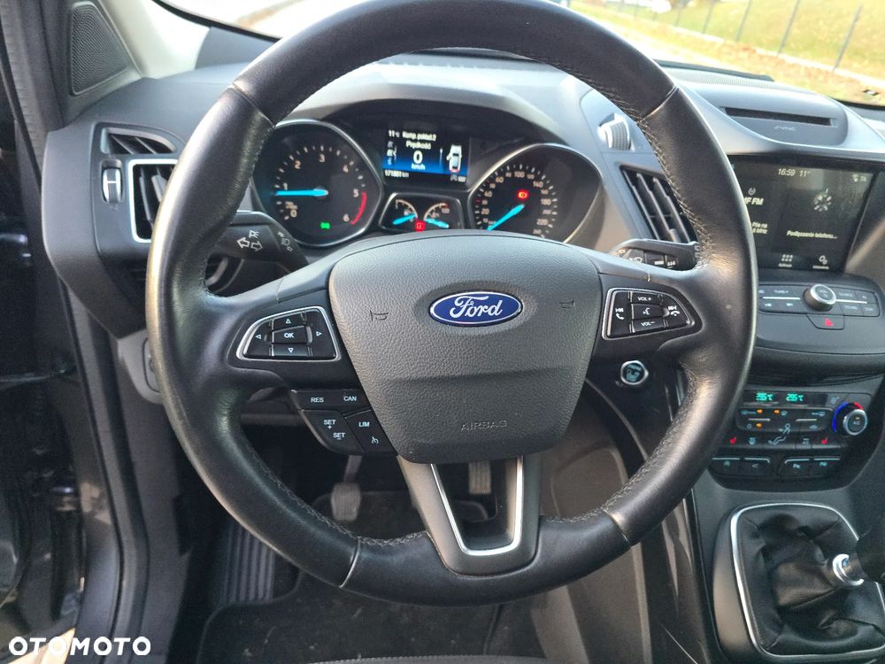 Ford Kuga - 18