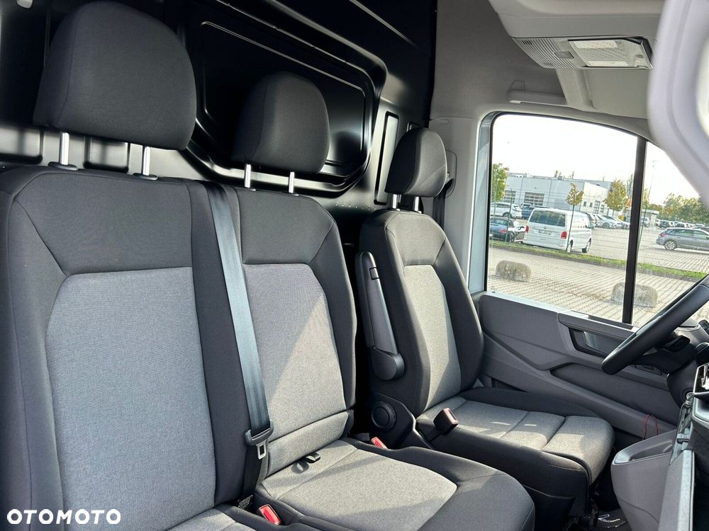 Volkswagen Crafter 35 2.0 TDI L3H3 177 KM AUTOMAT - 15