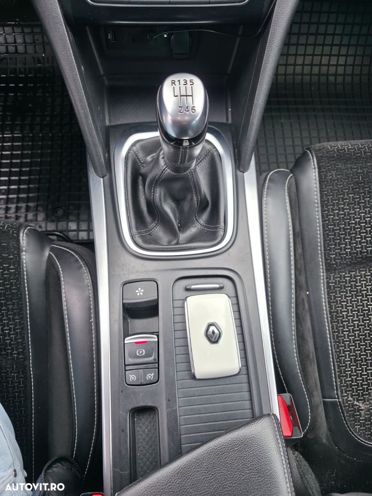 Renault Megane 1.6 dCI Intens - 14