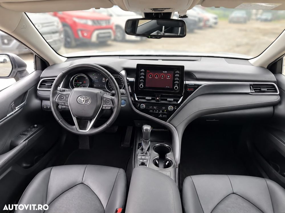 Toyota Camry 2.5 Business - 4