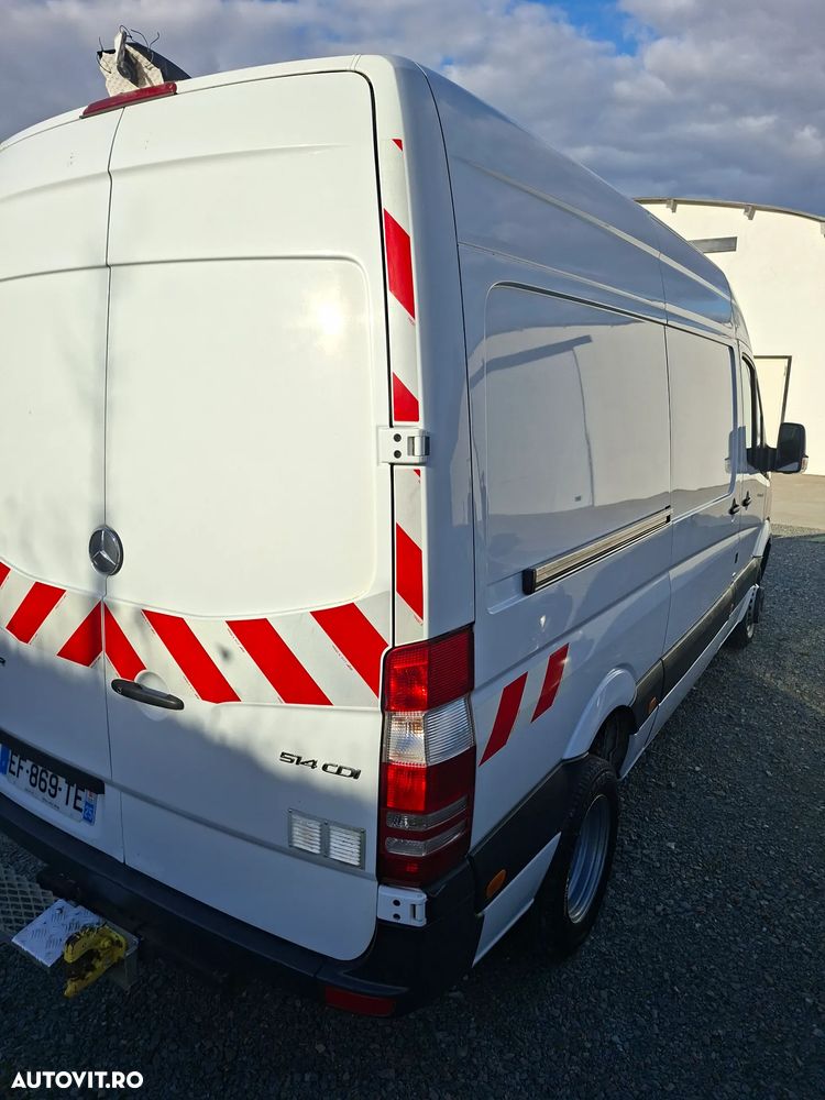 Mercedes-Benz Sprinter - 8