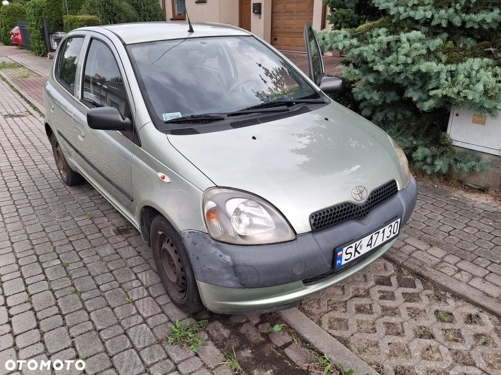 Toyota Yaris 1.0 Base - 3