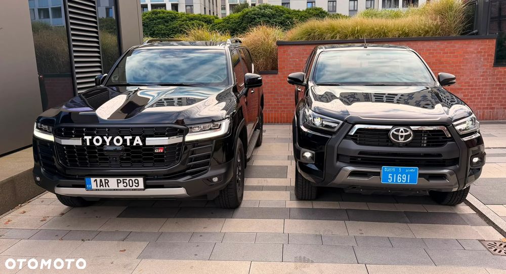 Toyota Land Cruiser - 31