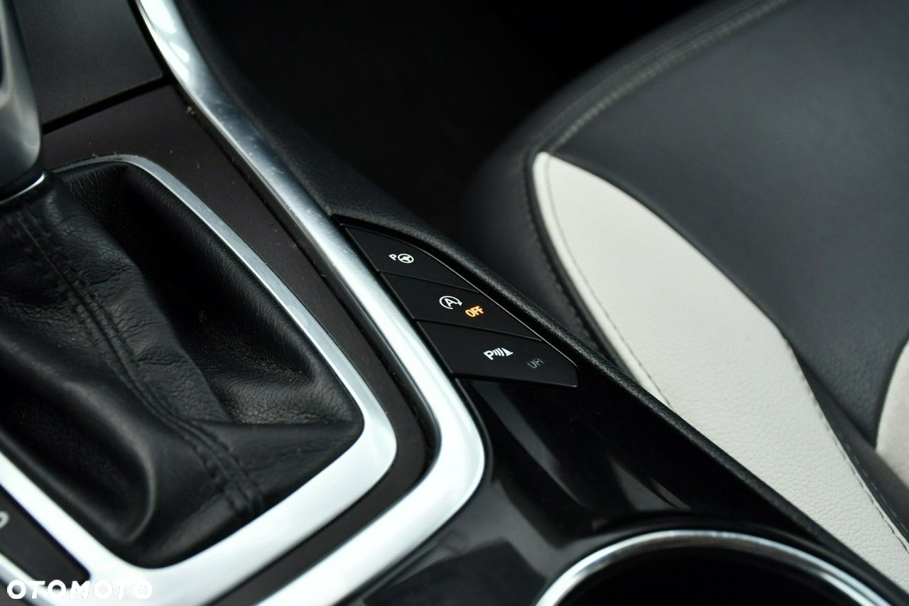 Ford Galaxy 2.0 TDCi Titanium - 34