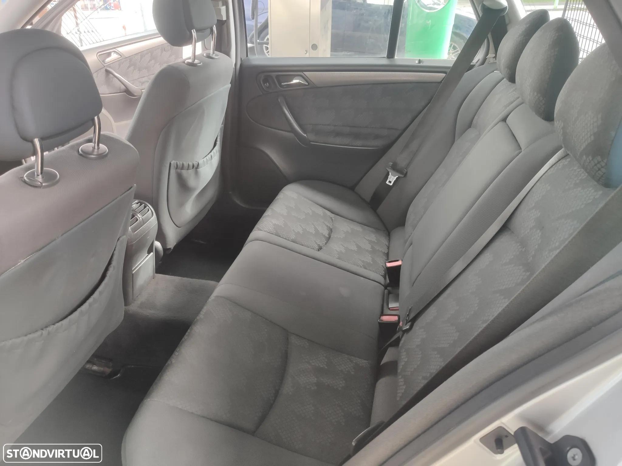 Mercedes-Benz C 220 CDi Avantgarde - 23