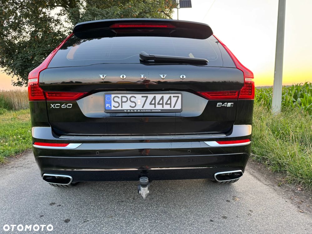 Volvo XC 60 B4 D AWD Inscription - 18