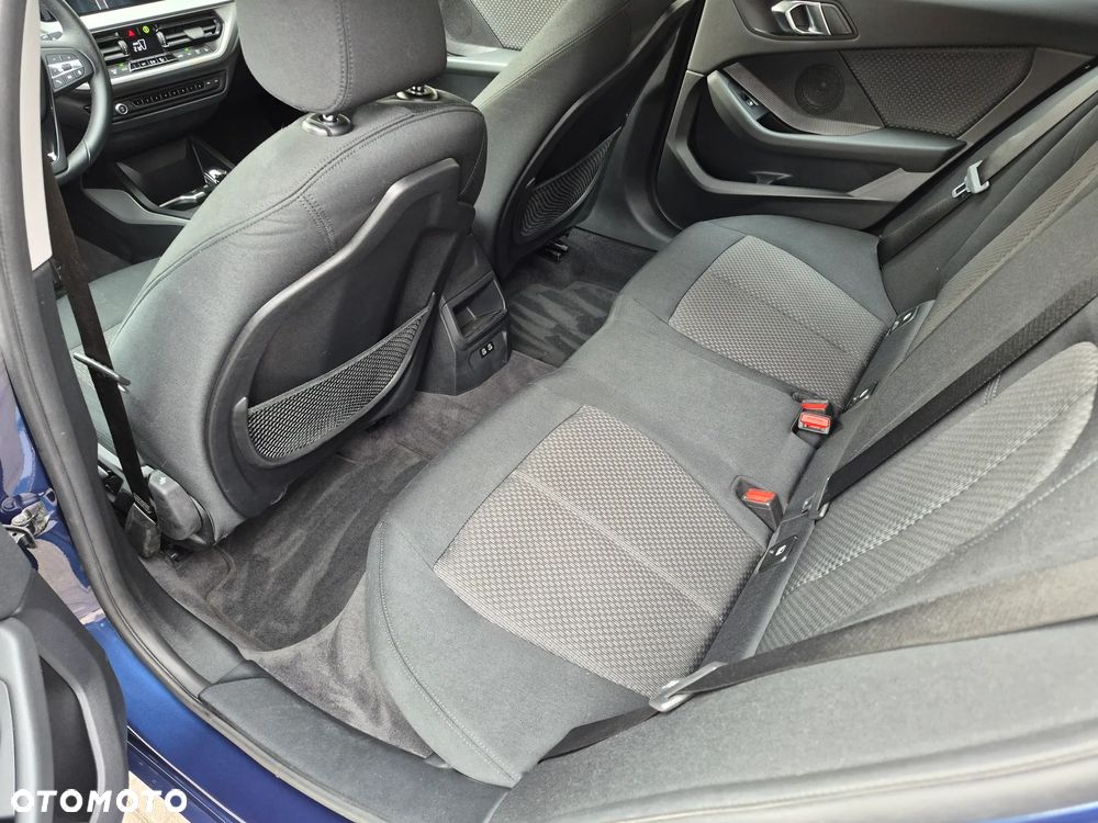 BMW Seria 1 118i Advantage - 11