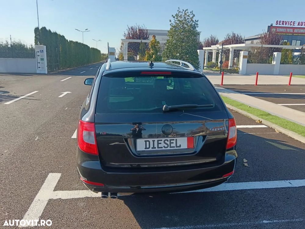 Skoda Superb 2.0 TDI Elegance - 30