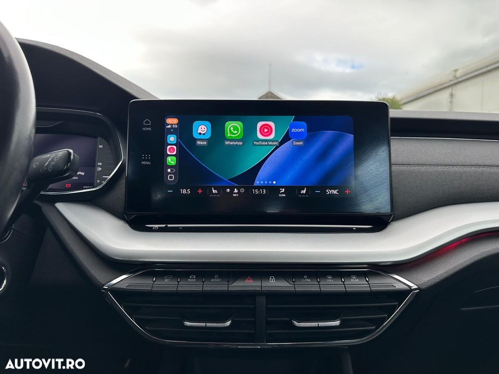 Skoda Octavia Combi 2.0 TDI DSG First Edition - 22