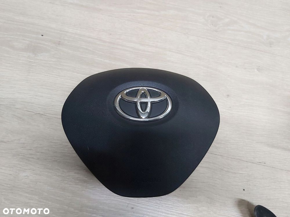 Toyota AYGO II poduszka kierowcy pas lewy air bag - 4