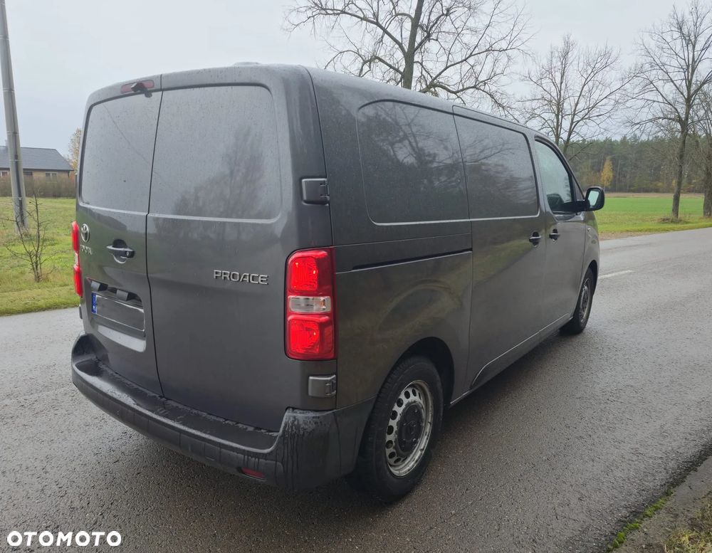 Toyota Proace - 10