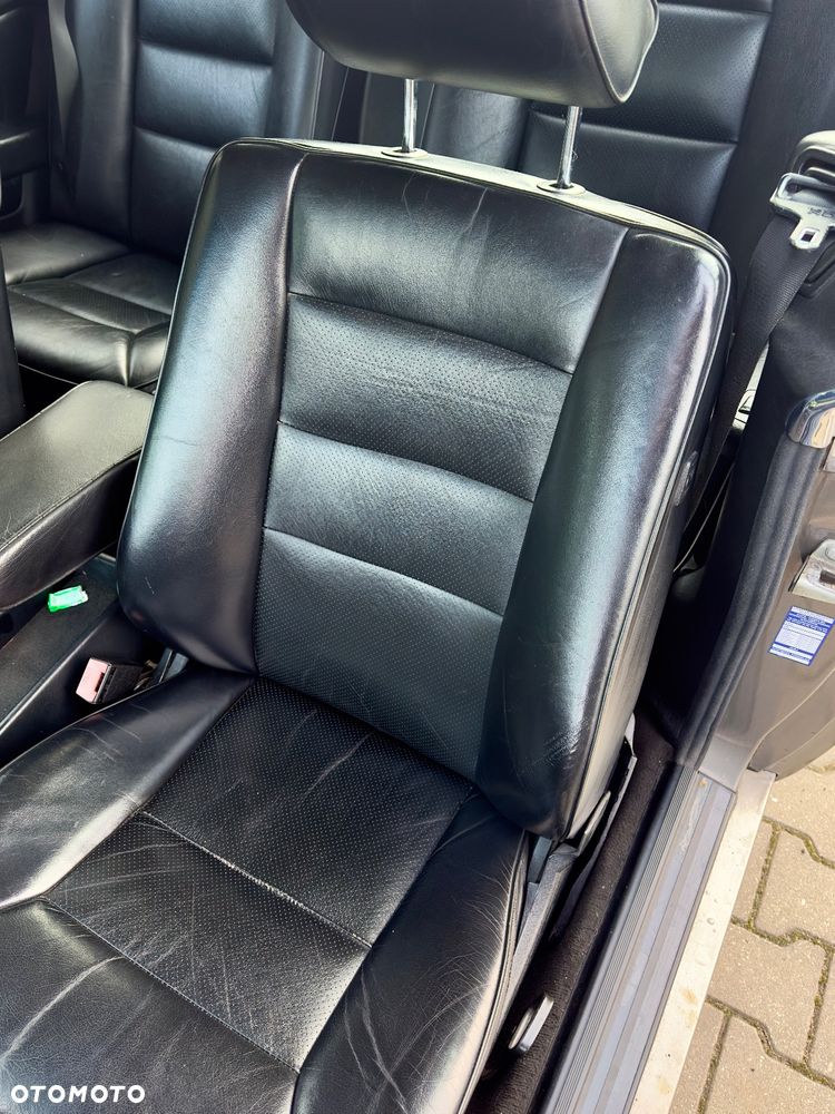 Mercedes-Benz Klasa E - 8