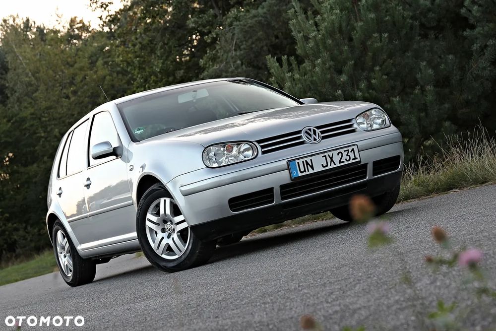 Volkswagen Golf 1.6 Comfortline - 5