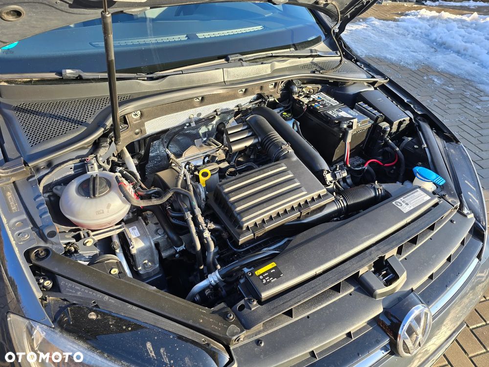 Volkswagen Golf - 14