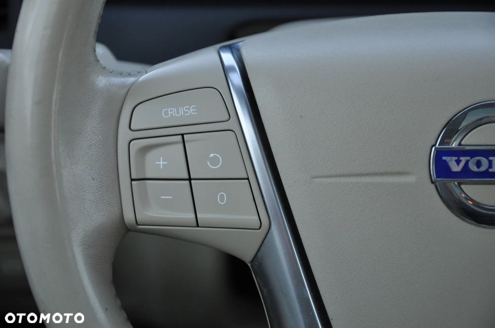 Volvo XC 60 - 14