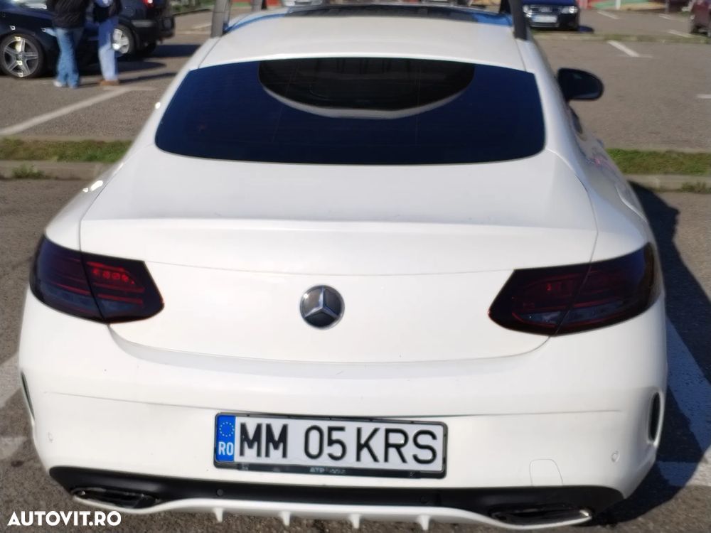 Mercedes-Benz C 180 Coupe 7G-TRONIC AMG Line - 19