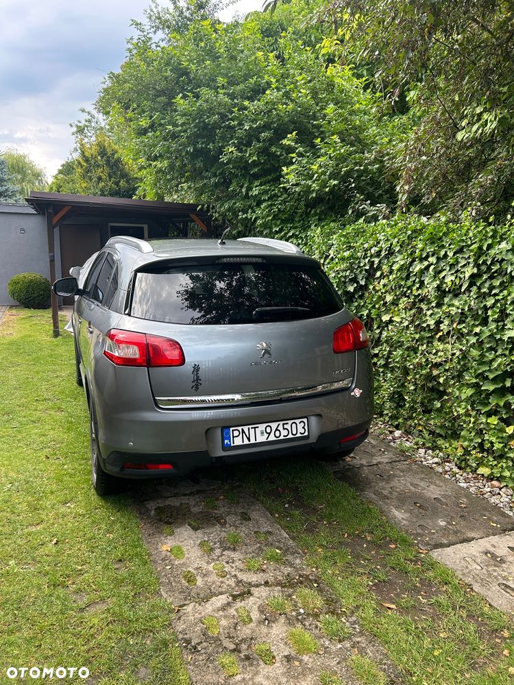 Peugeot 4008 - 5
