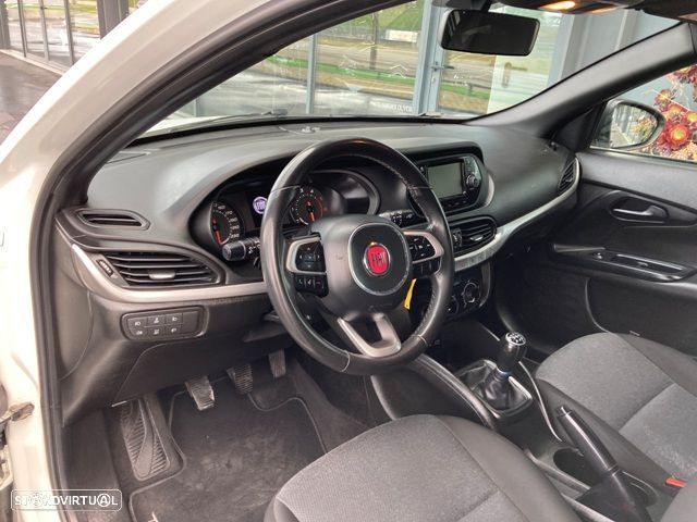 Fiat Tipo 1.3 M-Jet Street — fotografia 11