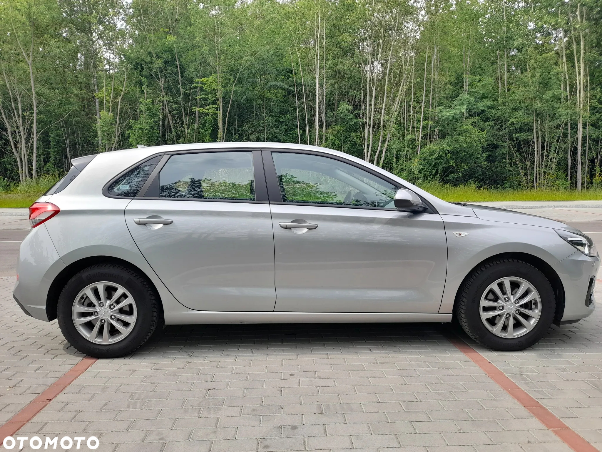 Hyundai i30 1.5 DPI Classic + - 21