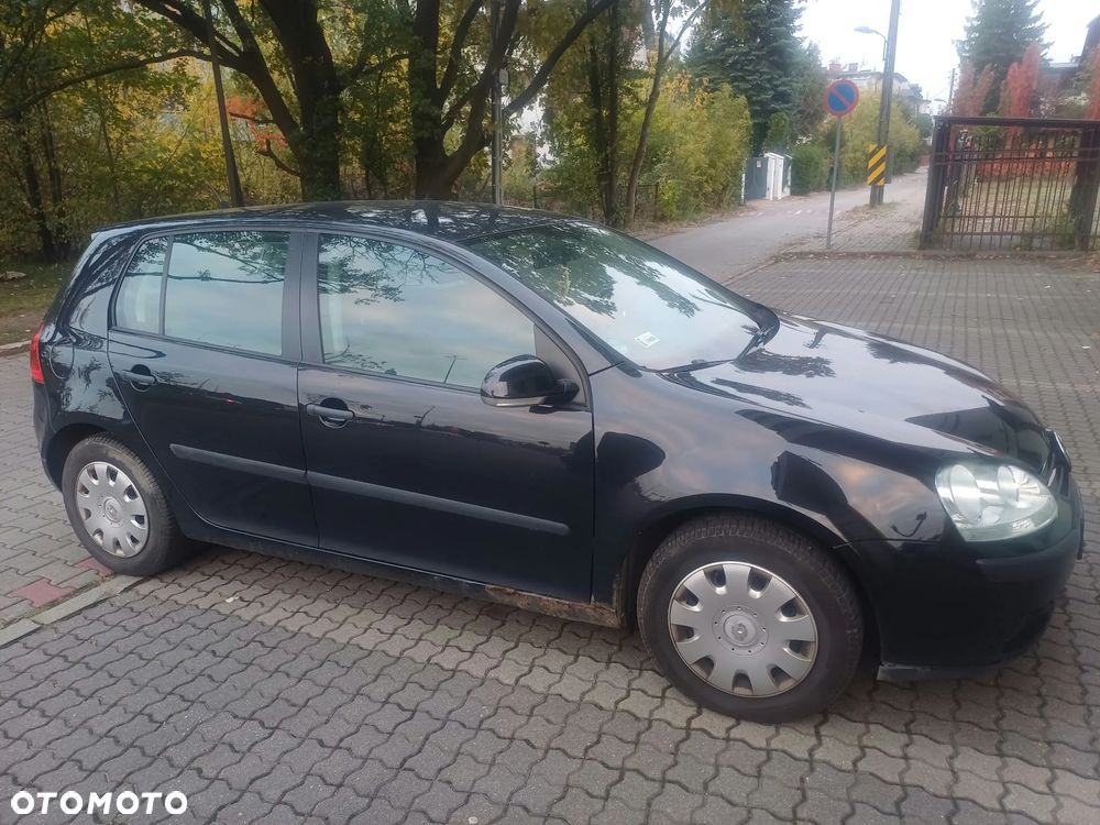 Volkswagen Golf - 6