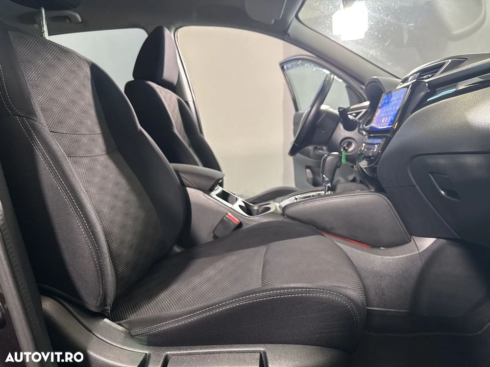 Nissan Qashqai - 12