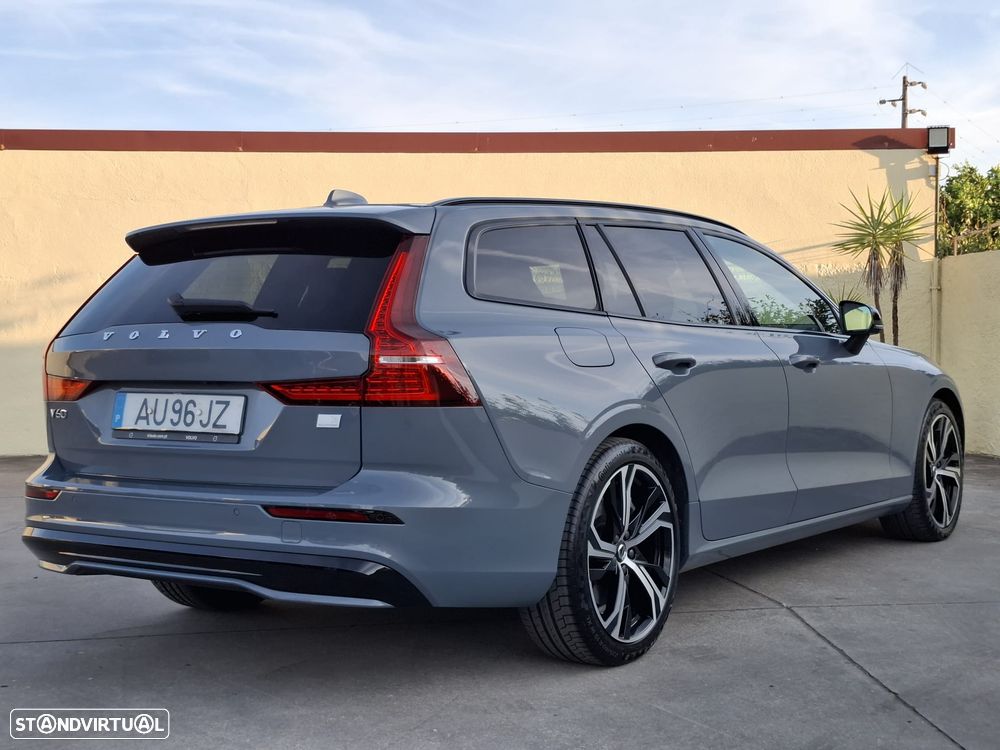 Volvo V60 2.0 T6 AWD TE R-Design - 19