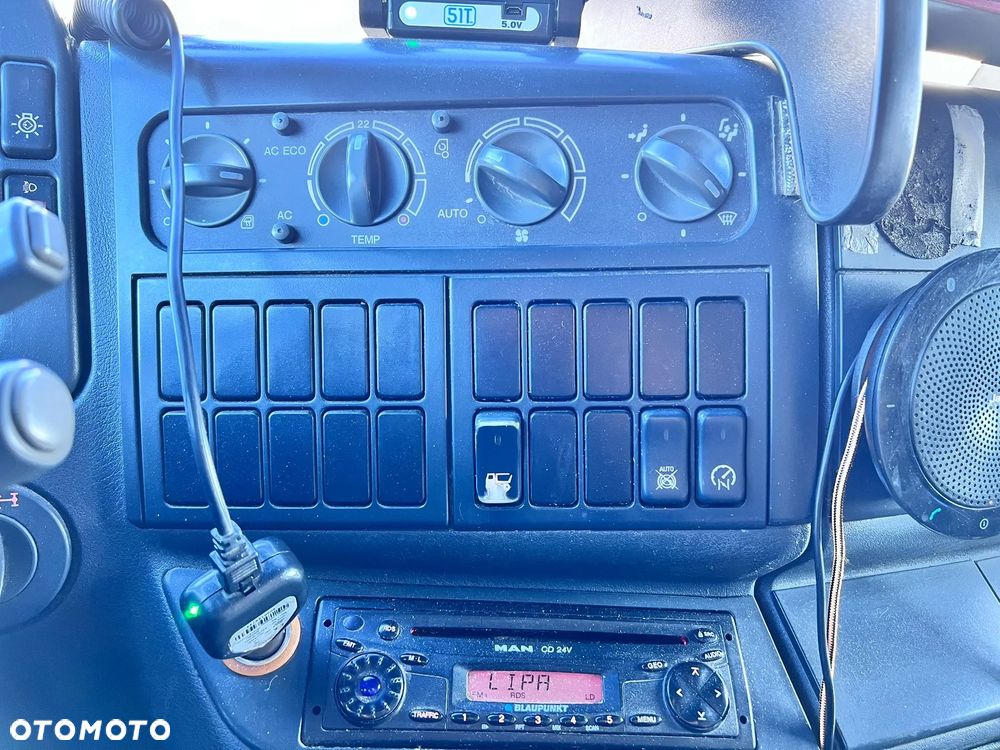 MAN TGL 12.180 4X2 BL - 9