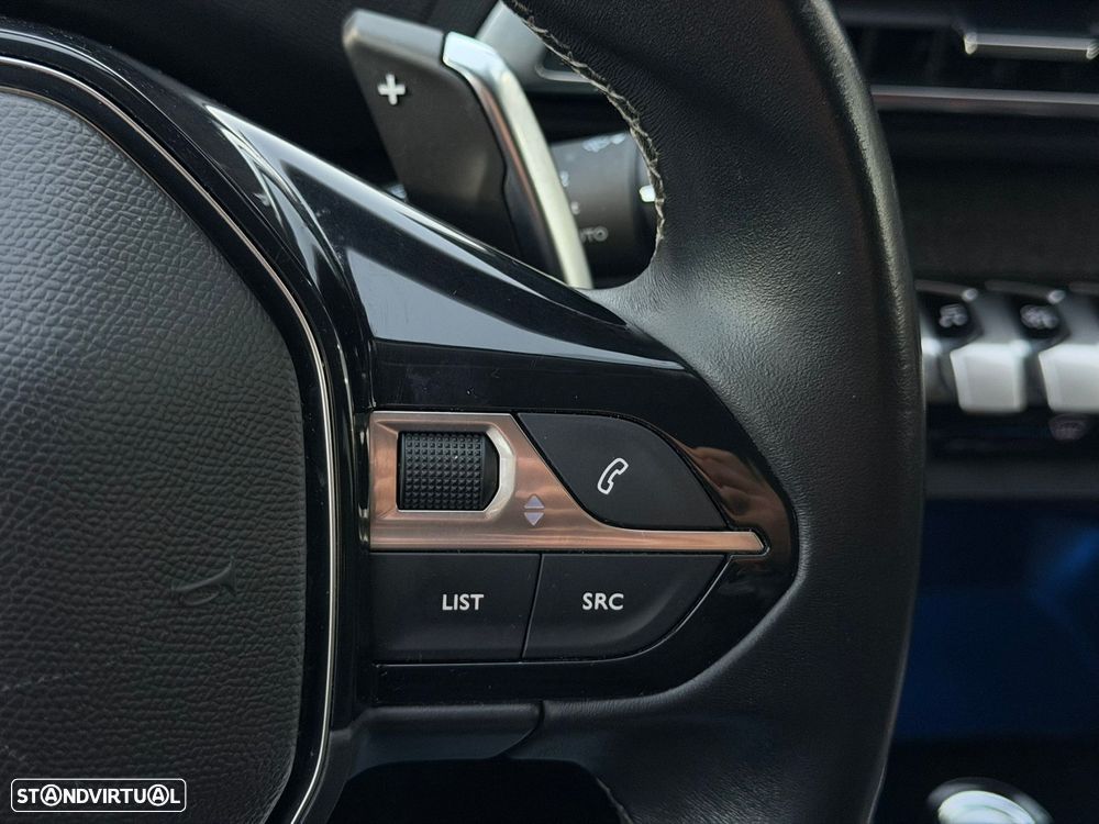 Peugeot 3008 1.6 Hybrid Allure e-EAT8 - 34