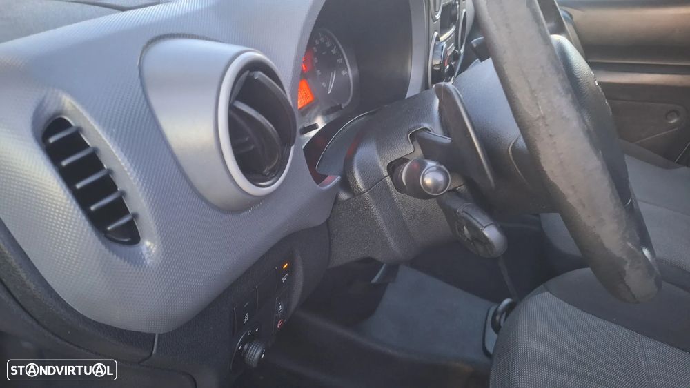 Peugeot 1.6 Partner - 10