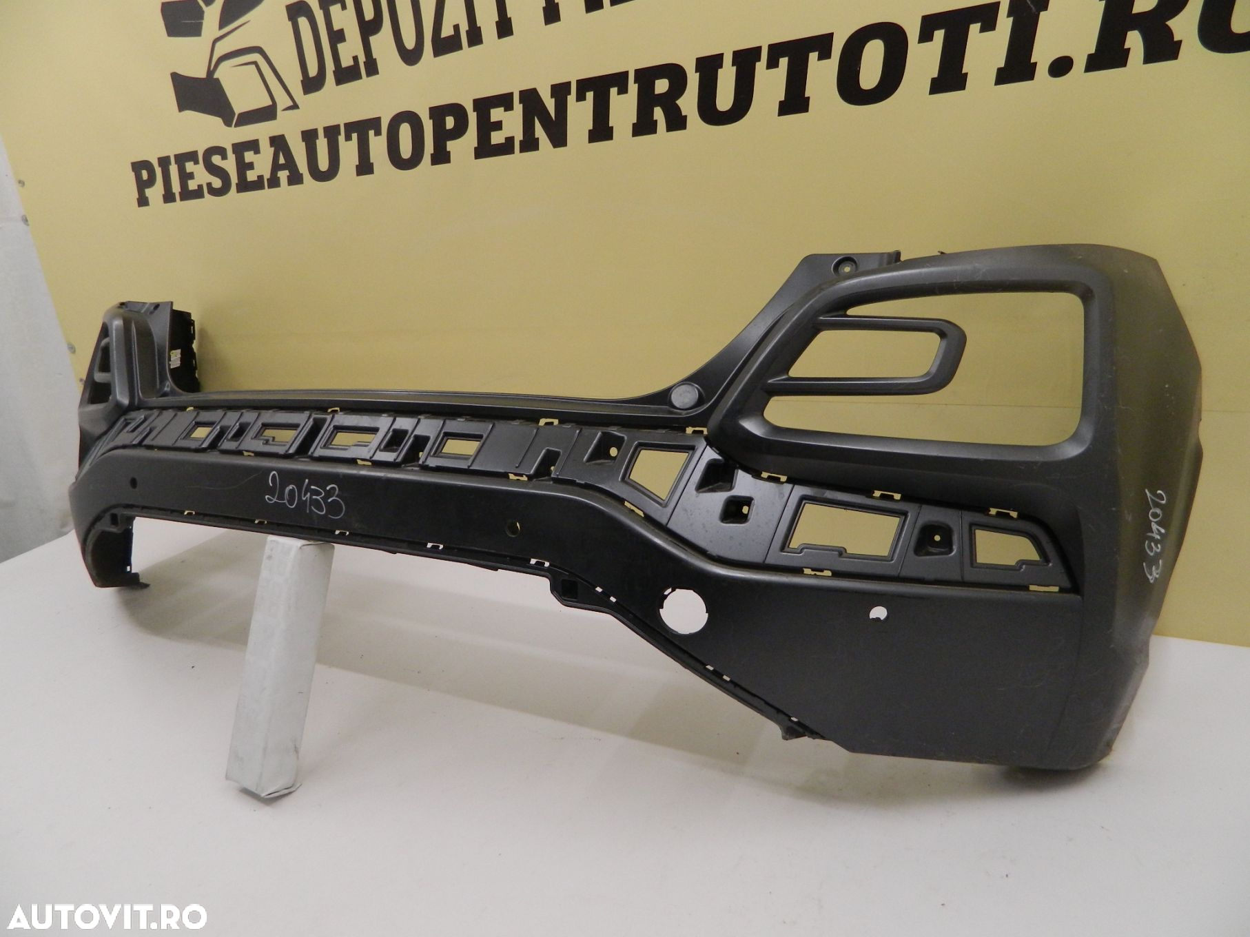 Bara spate Hyundai Kona, 2018, 2019, 2020, 2021, cod origine 86611-J9020. - 5