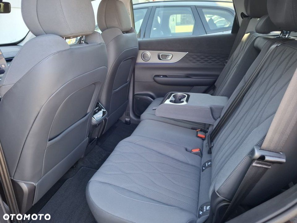 Chery Tiggo 8 - 10