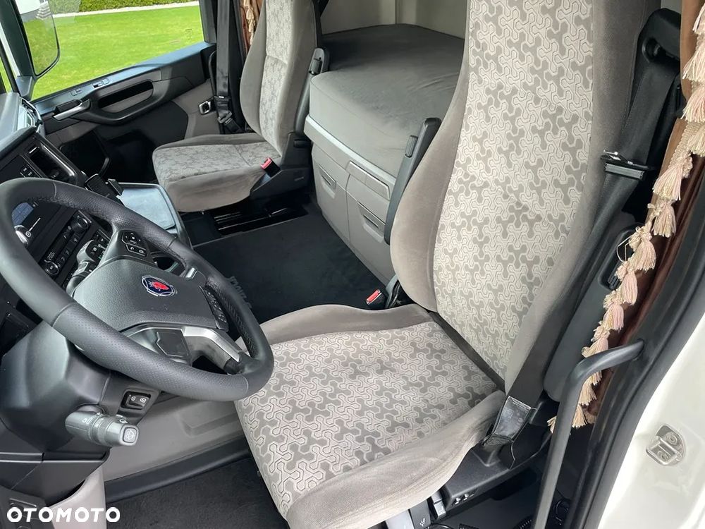 Scania R450**2019/20**STANDARD**BOGATA WERSJA**SALON POLSKA - 19