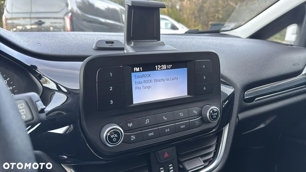 Ford Fiesta 1.1 Trend - 16