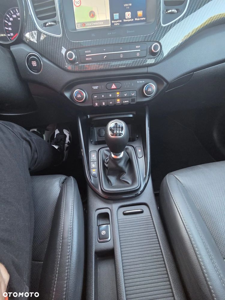 Kia Carens 1.7 CRDi 141 ISG Spirit - 16