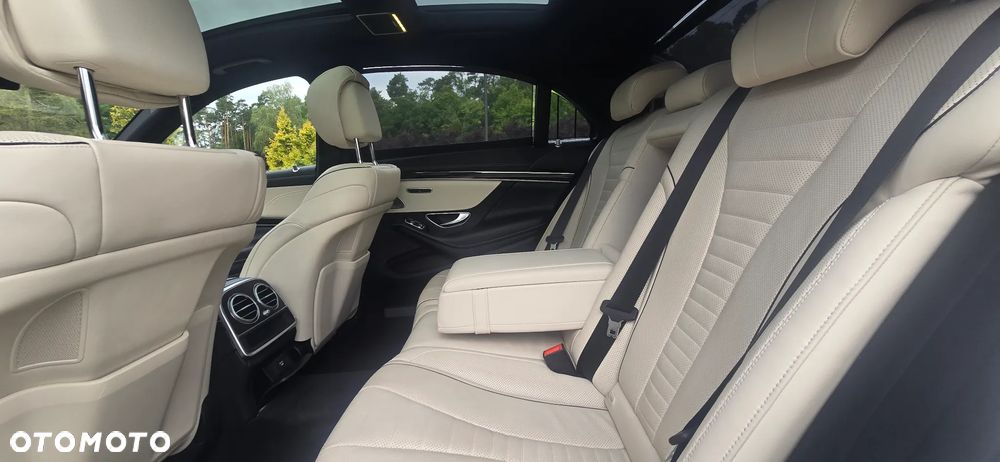 Mercedes-Benz Klasa S 560 4-Matic L 9G-TRONIC - 21