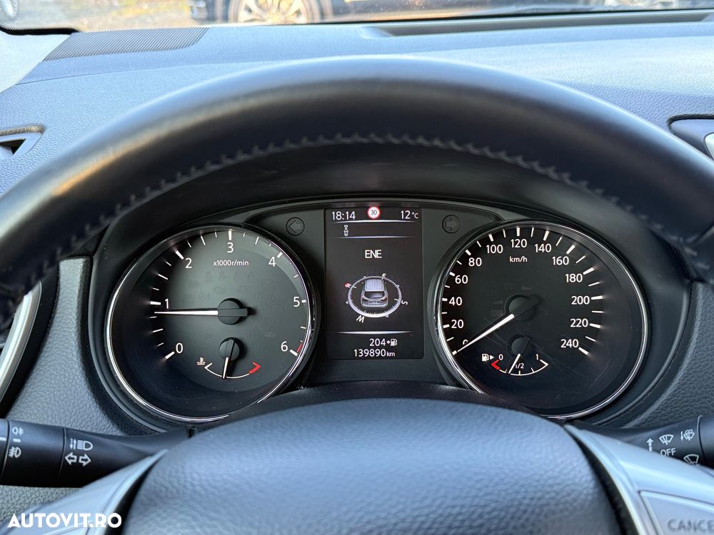 Nissan Qashqai 1.6 DCI TEKNA+ - 9