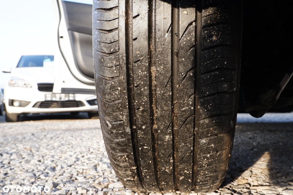 Nissan Qashqai 1.6 DCi Xtronic N-Connecta - 37