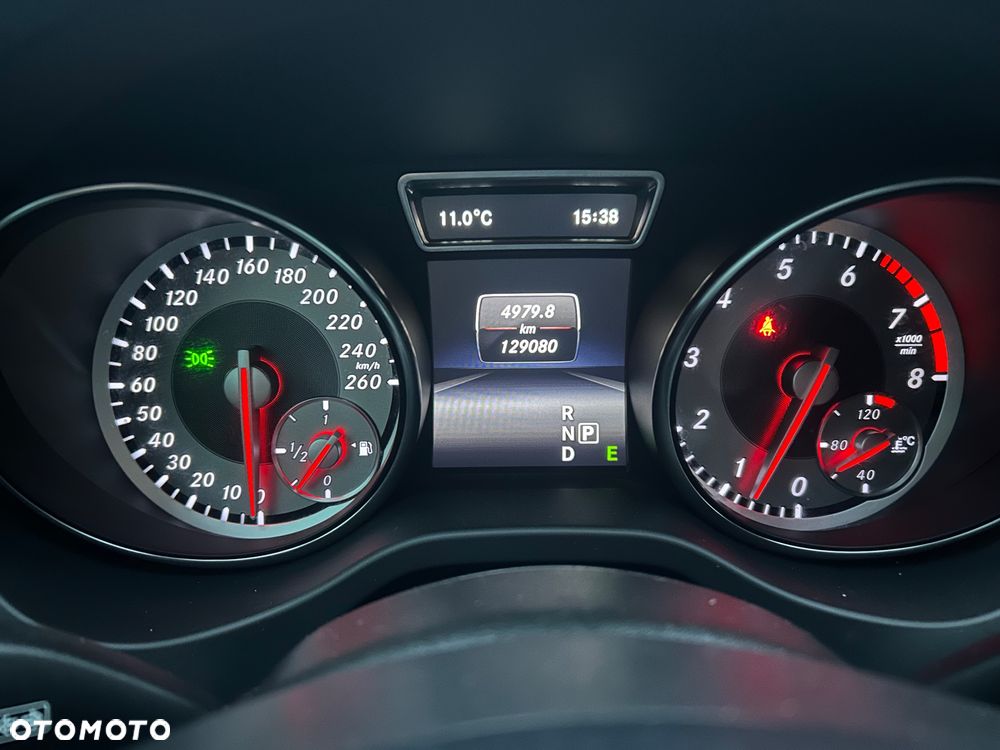 Mercedes-Benz GLA 250 4Matic 7G-DCT AMG Line - 30